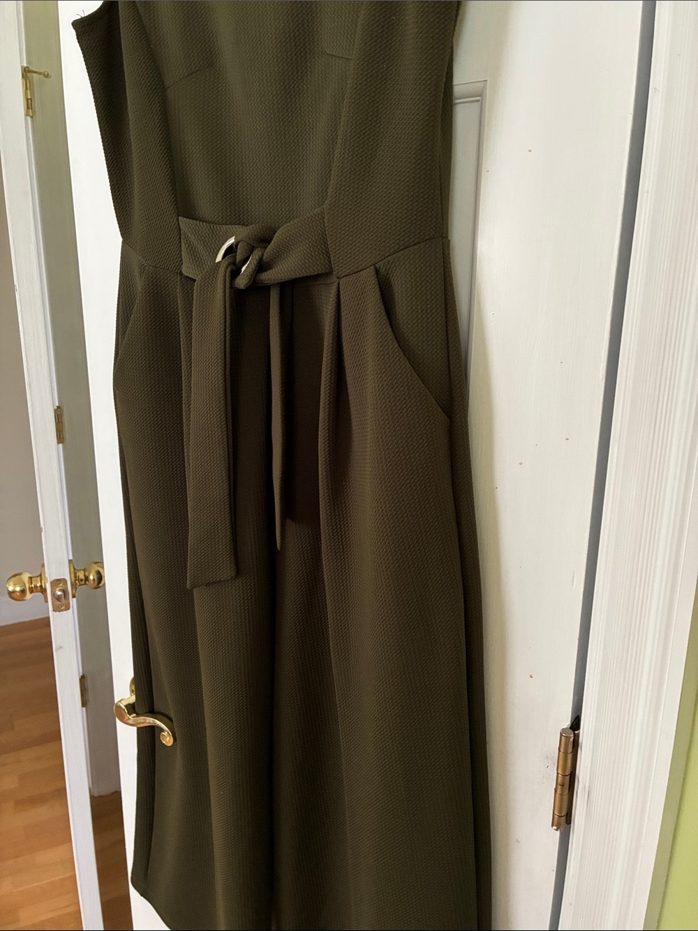 Romeo.Juliet Sleeveless Olive Green Belted Wide Leg Jumpsuit. Size L - Picture 3 of 7